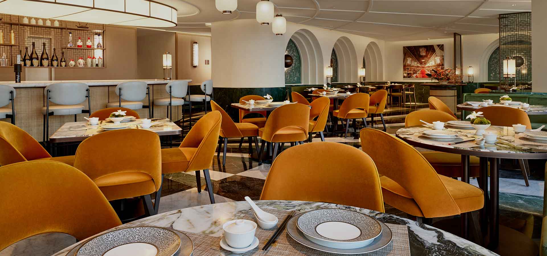 강민철 셰프와 팔레드 신이 함께하는 미식 여정